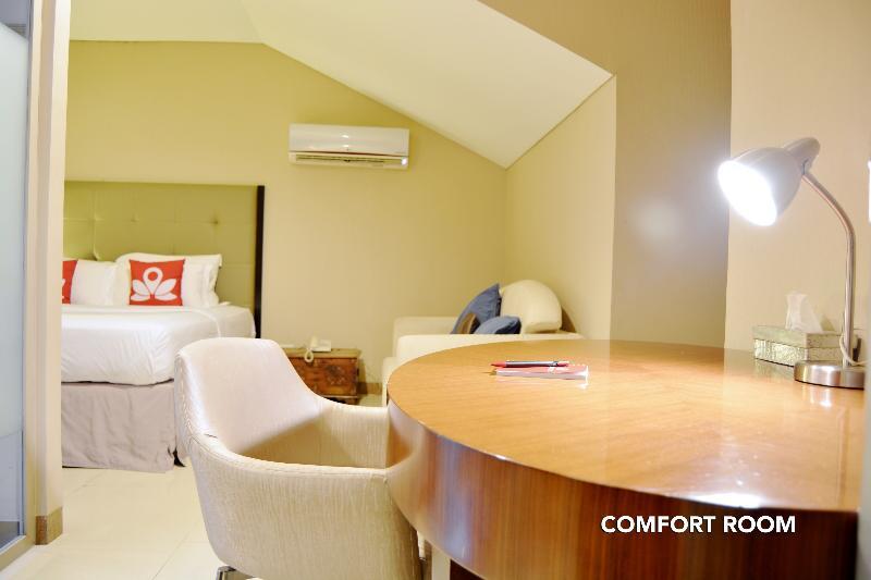 W Home Cikatomas Jakarta Exterior foto